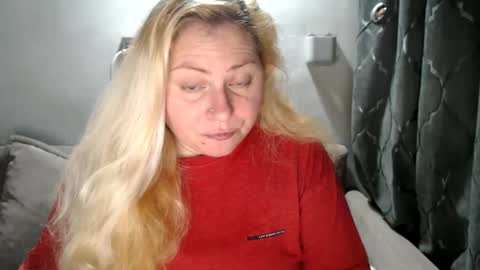 Laura online show from January 2025 07:31:01 PM