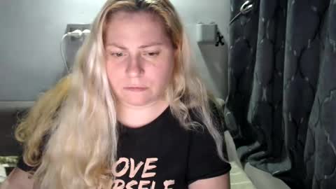 Laura online show from January 2025 11:13:01 PM