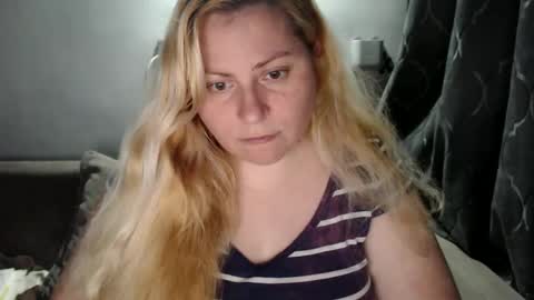 Laura online show from January 2025 07:34:02 PM