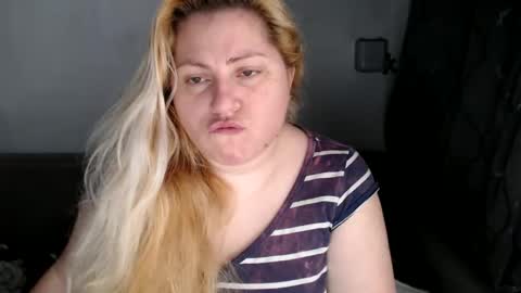 Laura online show from January 2025 10:11:01 AM