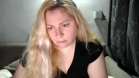 Laura online show from January 2025 03:39:02 PM