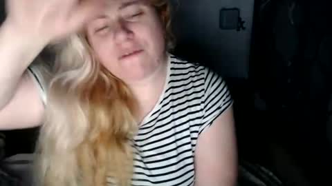 Laura online show from January 2025 02:25:02 PM