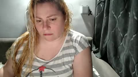 Laura online show from February 2025 08:47:02 PM