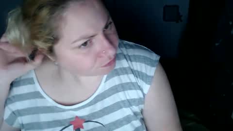 Laura online show from February 2025 06:24:01 AM