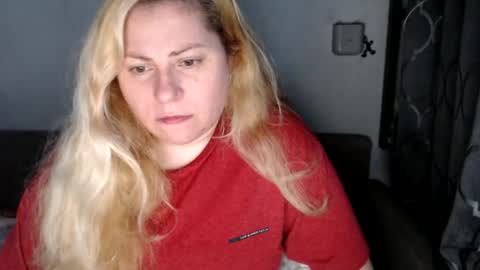 Laura online show from February 2025 02:40:01 PM