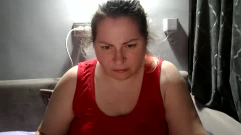 Laura online show from September 2025 04:51:02 PM