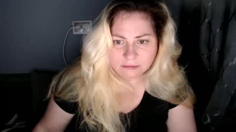 Laura online show from September 2025 02:50:01 PM