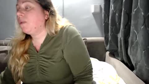 Laura online show from February 2026 07:54:01 PM