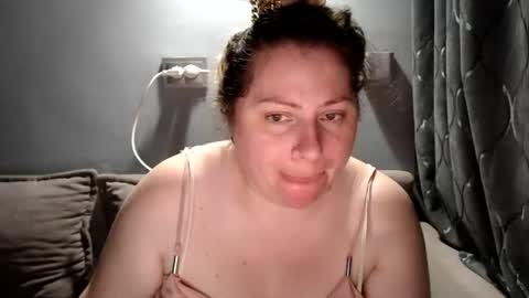 Laura online show from July 2026 05:53:01 PM