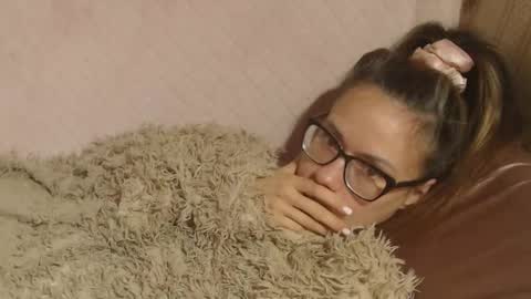 Snapshot of candylady13 chatting on November 2025 12:18:01 PM say meow and send tips online show from November 2025 12:18:01 PM