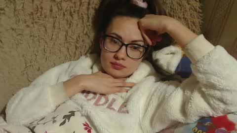 say meow and send tip  online show from February 2025 01:22:01 AM