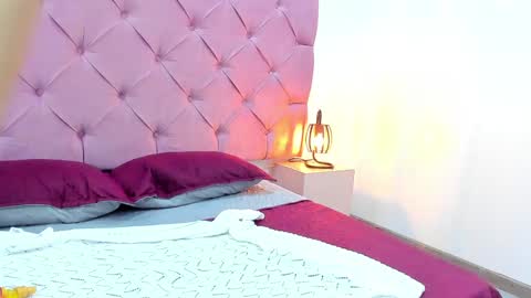 candyllucy online show from February 2025 11:28:02 PM