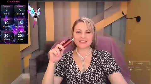 CandyLons online show from November 2025 06:36:01 AM