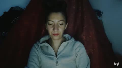 Snapshot of candymilfff chatting on December 2024 04:49:02 AM candymilfff online show from December 2024 04:49:02 AM