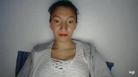 Snapshot of candymilfff chatting on December 2024 04:30:02 AM candymilfff online show from December 2024 04:30:02 AM