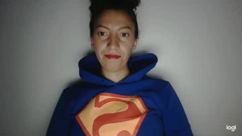 Snapshot of candymilfff chatting on January 2025 04:18:02 AM candymilfff online show from January 2025 04:18:02 AM