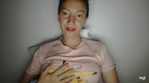 Snapshot of candymilfff chatting on January 2025 04:38:01 AM candymilfff online show from January 2025 04:38:01 AM