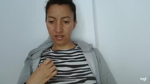 Snapshot of candymilfff chatting on September 2025 02:17:02 PM candymilfff online show from September 2025 02:17:02 PM