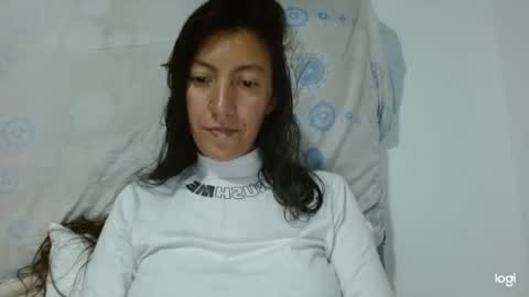 Snapshot of candymilfff chatting on September 2025 02:13:02 AM candymilfff online show from September 2025 02:13:02 AM
