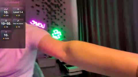 Candy online show from May 2026 07:49:01 AM