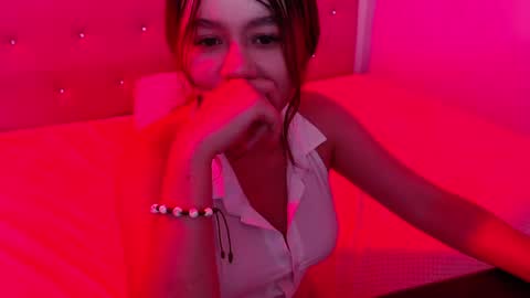 Snapshot of candyre chatting on January 2025 03:47:01 PM C A N D Y online show from January 2025 03:47:01 PM
