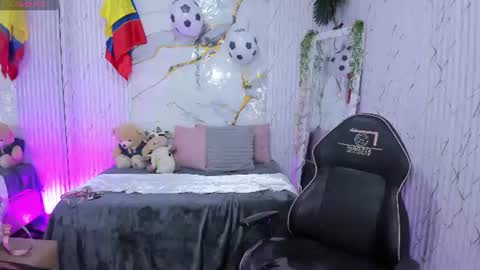 Snapshot of candyy_tay1 chatting on June 2026 11:47:02 AM CANDYY online show from June 2026 11:47:02 AM