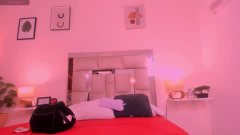 Candy online show from September 2025 07:26:01 PM