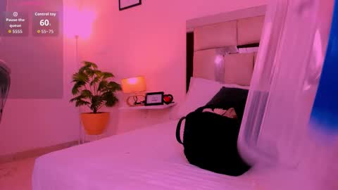 Candy online show from September 2025 07:16:01 PM