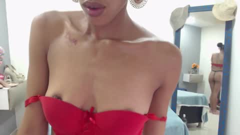 Canela online show from March 2025 06:39:02 PM