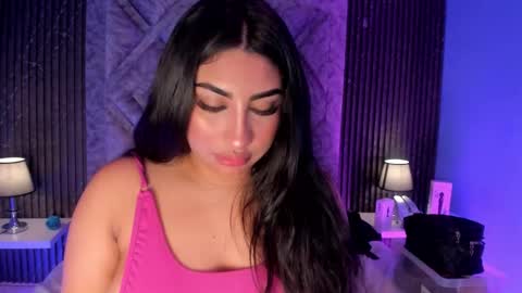 GABRIELA LOPEZ online show from November 2025 05:06:01 AM