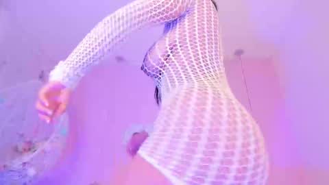 cannelasmith online show from October 2025 07:44:02 PM