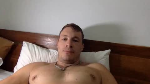 Snapshot of capt_oliver chatting on October 2025 04:31:02 AM follow my twitter online show from October 2025 04:31:02 AM