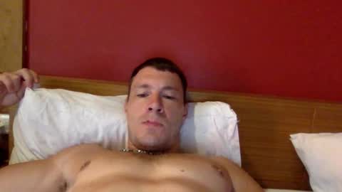 Snapshot of capt_oliver chatting on November 2025 05:28:02 AM follow my twitter online show from November 2025 05:28:02 AM