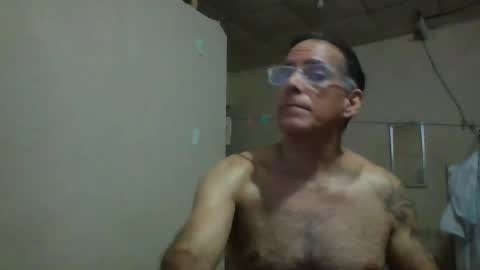 captainfox_ online show from June 2026 11:39:02 PM