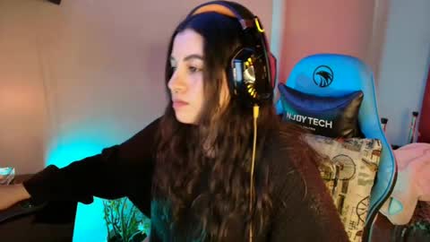 cara890713 online show from February 2025 07:48:02 PM
