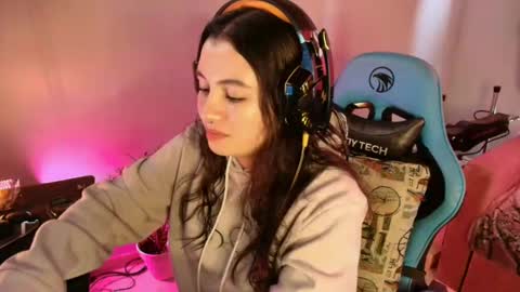 cara890713 online show from March 2025 07:15:02 PM