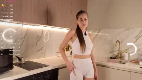 Bella online show from October 2025 05:55:02 AM