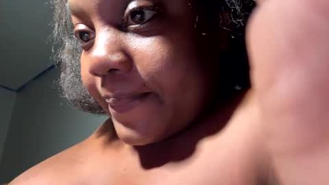 caramelbaby23 online show from September 2025 07:43:01 AM