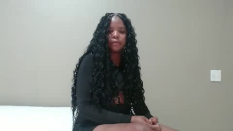 fifi online show from March 2026 07:20:02 PM