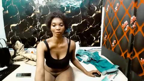 Snapshot of caramelminxx_ chatting on June 2026 07:46:01 AM caramelminxx_ online show from June 2026 07:46:01 AM