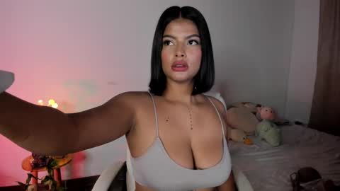              online show from February 2025 10:44:02 AM