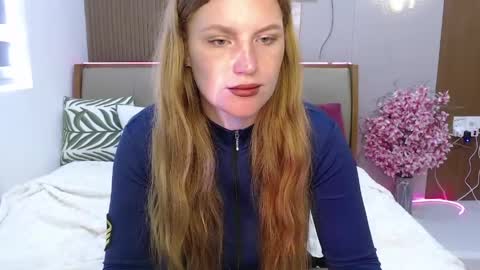 Lana online show from April 2026 01:19:01 AM