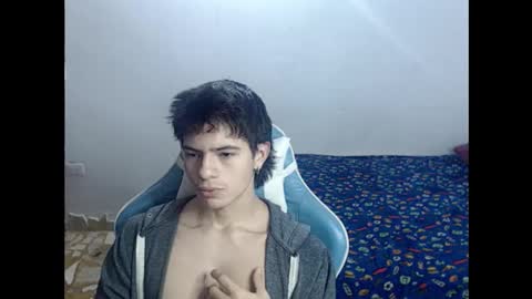 carapalida9008 online show from October 2025 12:03:02 PM