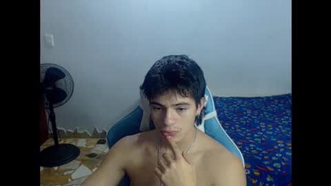 carapalida9008 online show from October 2025 09:59:01 PM