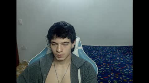 carapalida9008 online show from November 2025 03:12:01 PM