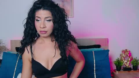 Snapshot of cardi_sin chatting on April 2026 08:20:01 AM cardi_sin online show from April 2026 08:20:01 AM