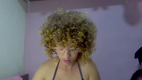 Snapshot of cardibloom0 chatting on March 2026 05:52:01 PM cardibloom0 online show from March 2026 05:52:01 PM