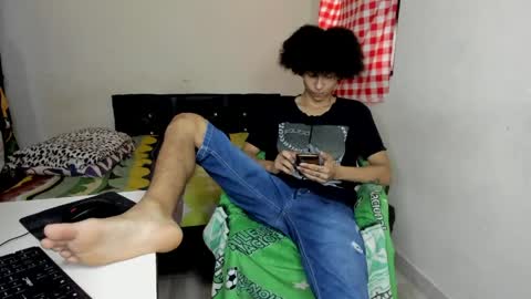 Snapshot of cardrey05 chatting on May 2026 08:04:02 PM Carlos and Cristian online show from May 2026 08:04:02 PM