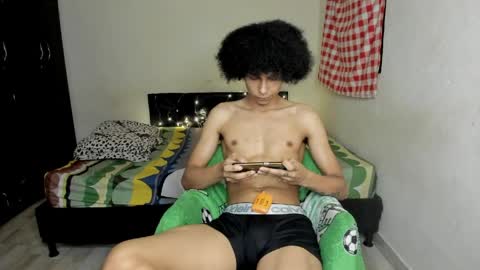 Snapshot of cardrey05 chatting on May 2026 06:51:02 AM Carlos and Cristian online show from May 2026 06:51:02 AM