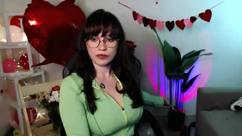 Mary online show from April 2026 09:45:02 PM